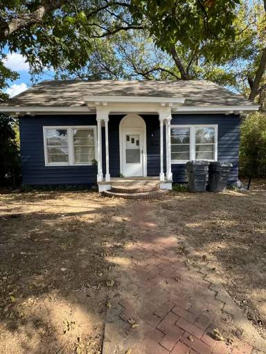 Main picture of 906 B St NW