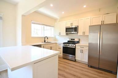 Main picture of 2719 Harrison St