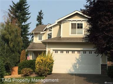 Main picture of 7506 NE 204th Pl