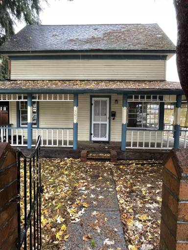Main picture of 501 W Meeker