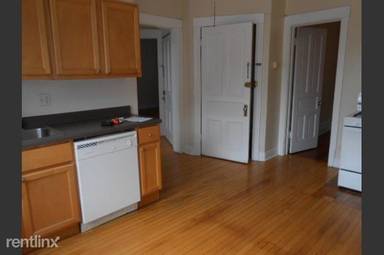 Main picture of 3415 N Seminary Ave