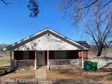 Main picture of 1308 W Highway 89