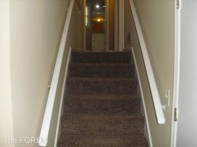 Main picture of 3117 Calumet Cir NW