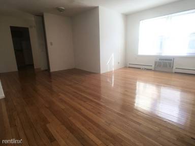 Main picture of 6830 N Sheridan Rd Apartments