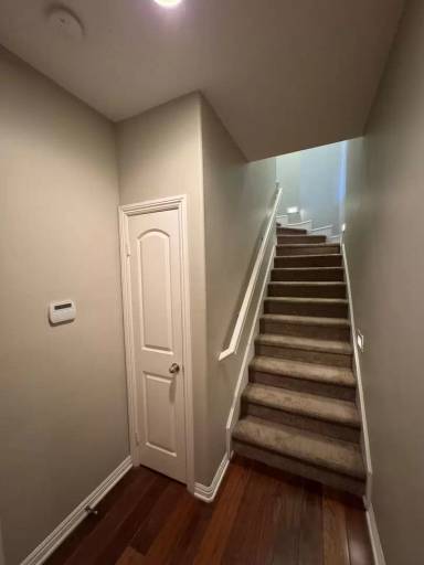 Main picture of 550 Southampton Pl