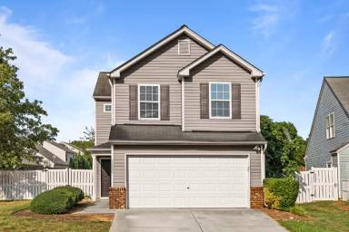 Main picture of 11036 Peacock Moss St