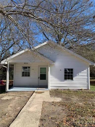 Main picture of 610 N Scruggs St