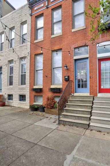 Main picture of 18 N Patterson Park Ave