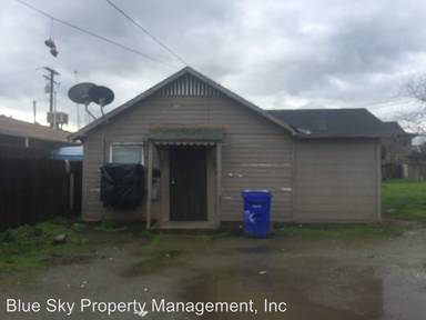 Main picture of 396 E Honolulu St