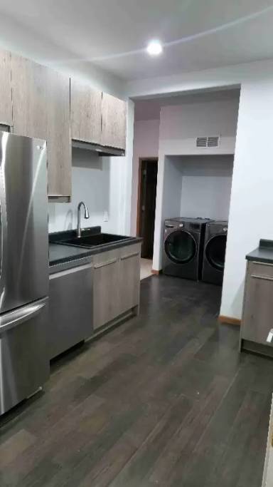 Main picture of 316 S Spring St