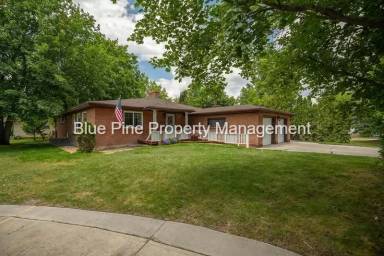 Main picture of 1170 Saint Clair Road