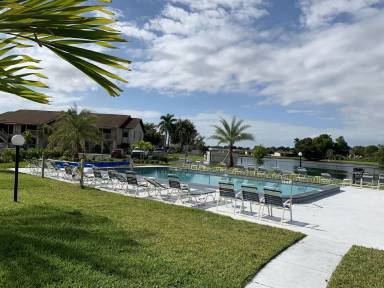 Main picture of 13134 Feather Sound Dr