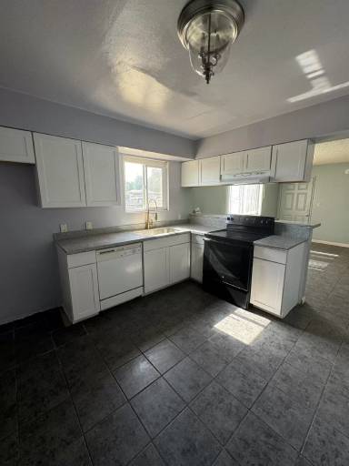 Main picture of 707 Sterling Rd