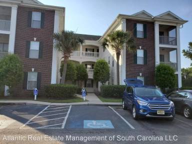 Main picture of 492 River Oaks Dr