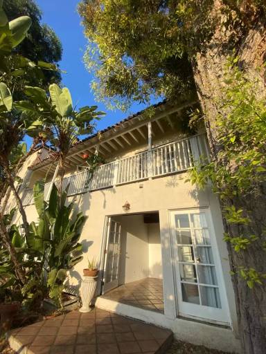 Main picture of 3821 Effie St