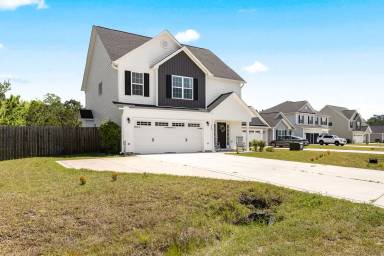 Main picture of 520 Black Pearl Cir