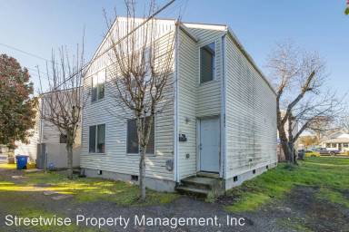 Main picture of 5925 SE 86th Ct