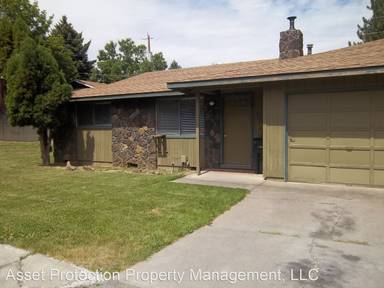 Main picture of 535 SE Wildcat Dr