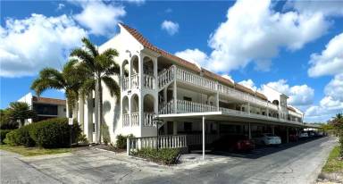 Main picture of 9395 Pennsylvania Ave