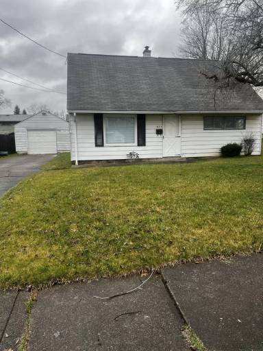 Main picture of 634 Joan Ave
