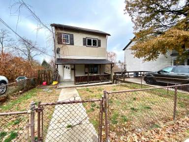 Main picture of 108-208 Oneida St