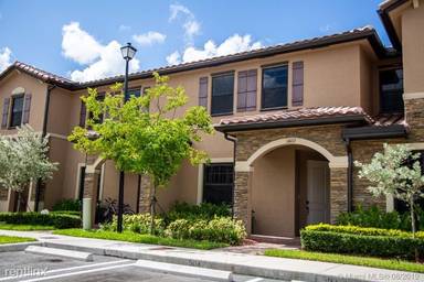 Main picture of 11422 SW 248th Ln