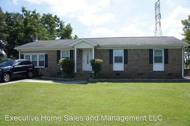 Main picture of 2006 Hilltop Ln