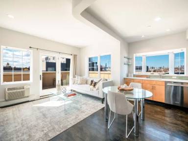 Main picture of 3286 41st St