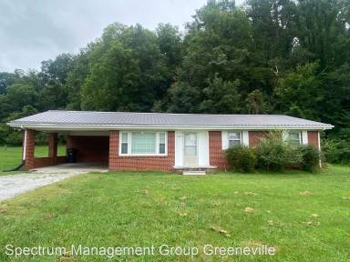 Main picture of 1016 Sylvan Cir