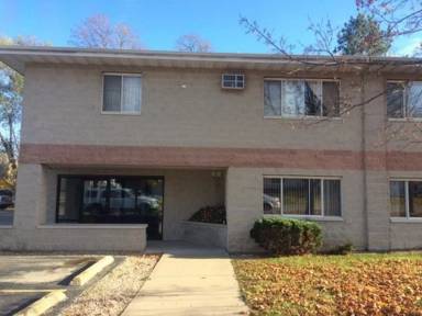 Main picture of 150 Memorial Cir