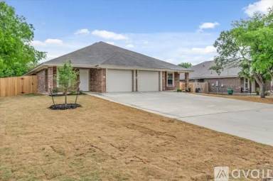 Main picture of 1407 Natchez Trl
