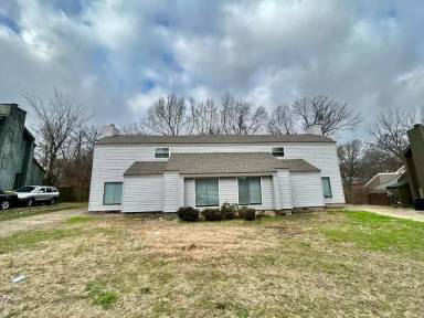 Main picture of 3353 Fairbanks St