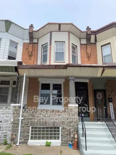 Main picture of 2931 W Oxford St