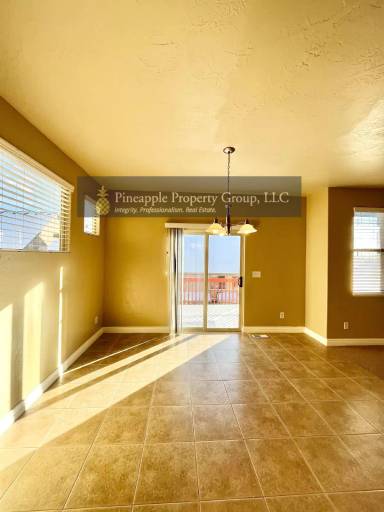 Main picture of 2861 W Fox Hunters Loop