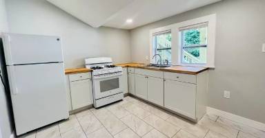 Main picture of 445 Davidson Ct