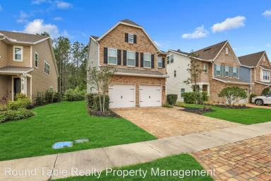 Main picture of 130 Silver Creek Pl