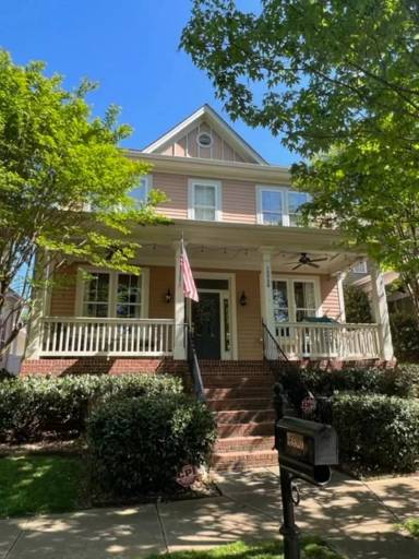 Main picture of 15526 Waterfront Dr