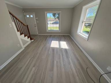 Main picture of 5137 W Keefe Ave
