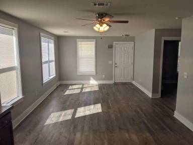 Main picture of 4132 Fitzpatrick Blvd