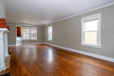 Main picture of 721 N Grant St