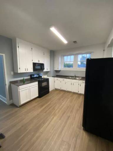 Main picture of 1715 Goff Ave