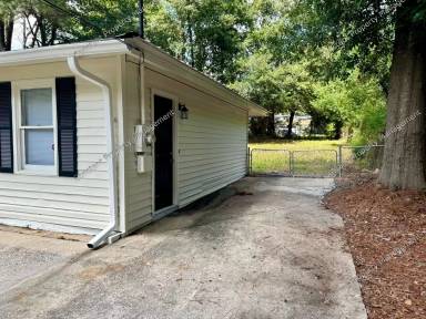 Main picture of 4738 Elkan Ave