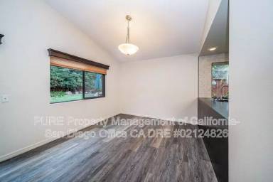 Main picture of 2898 Woodridge Cir