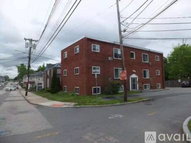 Main picture of 71 Hancock St