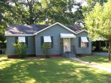 Main picture of 1658 Forestside Dr