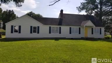 Main picture of 1103 Onslow Pines Rd