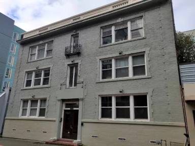 Main picture of 4737 Brooklyn Ave NE