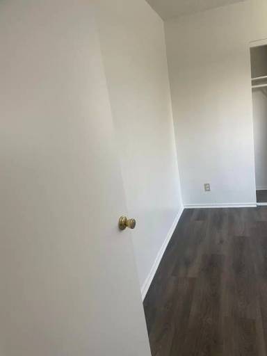 Main picture of 14555 Blythe St