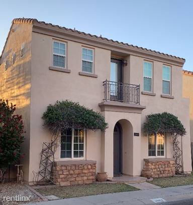 Main picture of 2942 N 48th Pl