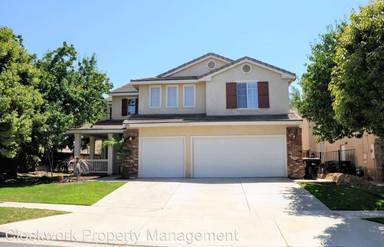 Main picture of 1056 Riverbend Cir